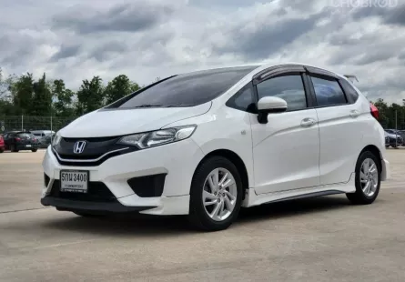 2016 Honda JAZZ 1.5 V i-VTEC รถมือเดียว สภาพใหม่มาก