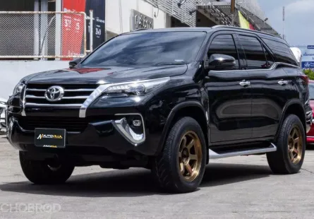 2019 Toyota Fortuner 2.4V 4WD รถสวยสภาพพร้อมใช้งาน ไม่แตกต่างจากป้ายแดง รุ่นนี้ขับเคลื่อน 4 ล้อ