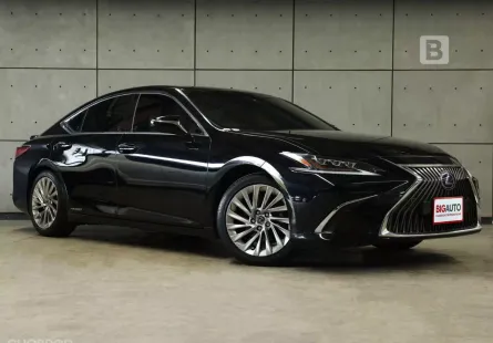 2020 Lexus ES300h 2.5 Grand Luxury Sedan AT ไมล์แท้ ประวัติการดูแลรักษารถดี B7929