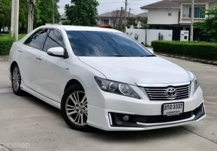 2014 Toyota CAMRY 2.0 G Extremo auto ไมล์แท้ 2 แสน ดูแลดีมาก พร้อมใช้ทันที service ให้เรียบร้อย 