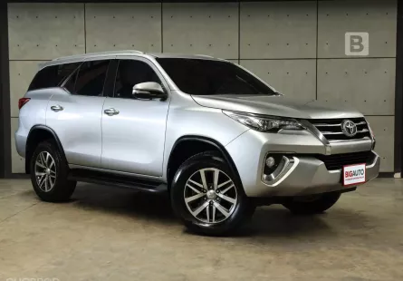 2016 Toyota Fortuner 2.8 V SUV AT TOP สุด 2WD FULL OPTION ไมล์แท้ ประวัติดูแลรักษารถดี B2357