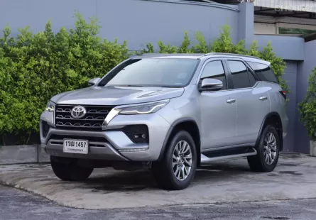 2020 Toyota Fortuner 2.4 V 4WD SUV 