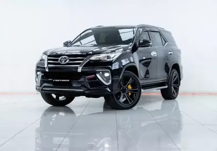 2A542  Toyota Fortuner 2.8 V SUV 2018