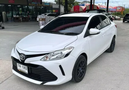 2017 Toyota VIOS 1.5 J รถเก๋ง 4 ประตู 