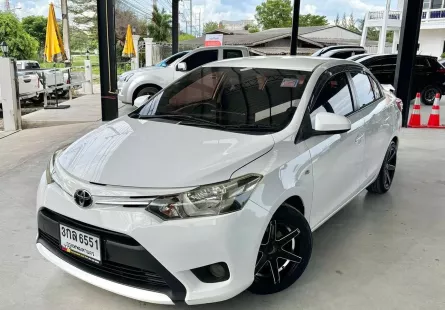 2014 Toyota VIOS 1.5 E รถเก๋ง 4 ประตู 