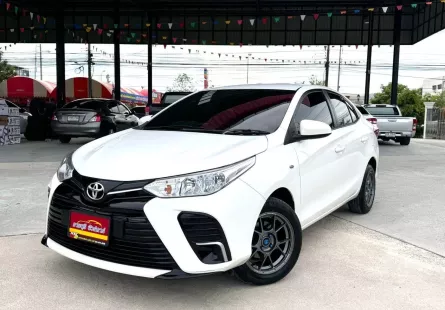 2022 Toyota Yaris Ativ 1.2 Entry รถเก๋ง 4 ประตู ฟรีดาวน์