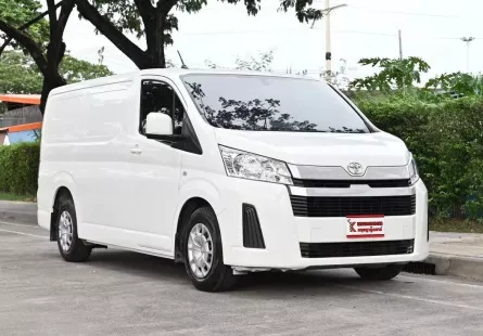 Toyota Hiace 2.8 ECO 2019 รถตู้เตี้ยบรรทุกโฉมล่าสุดตัวหน้ายาว รถมือเดียว พร้อมใช้งาน