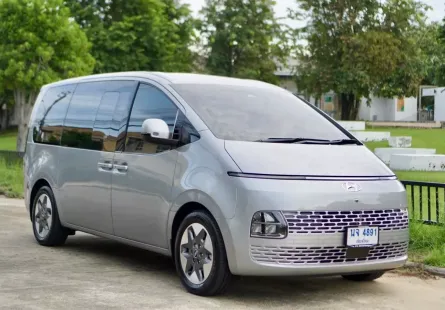 2023 Hyundai STARIA 2.2 SEL รถตู้/VAN รถสภาพดี มีประกัน ไมล์น้อย มือเดียวป้ายแดง 