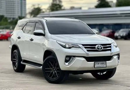 2018 Toyota Fortuner 2.4 V 4WD SUV รถสภาพดี มีประกัน ไมล์แท้ มือเดียวป้ายแดง 