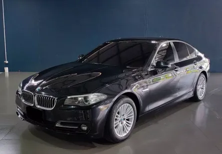 ขาย รถมือสอง 2016 BMW 520d 2 รถเก๋ง 4 ประตู 