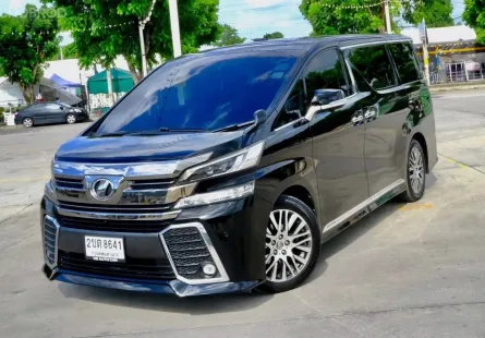 Toyota Vellfire 2.5 ZG  ปี2015 สี: ดำ  เกียร์: ออโต้  เครื่องยนต์: เบนซิน ไมล์ : 10*,*** กม.