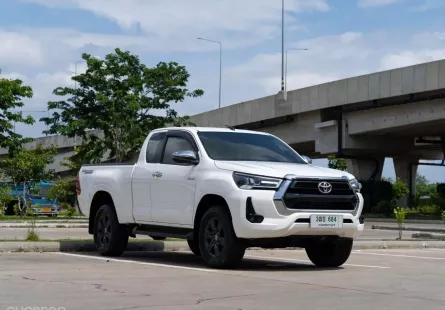 Toyota Hilux Revo 2.4 Prerunner Open Cab Mid ปี : 2022