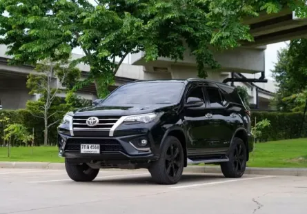 ขายรถ TOYOTA FORTUNER 2.8 TRD 2WD ปี 2018