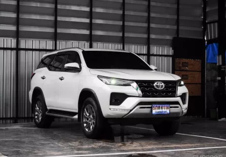 2021 Toyota Fortuner 2.4 V SUV ดาวน์ 0%