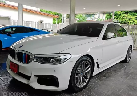 2020 BMW 520d 2.0 M Sport รถเก๋ง 4 ประตู รถบ้านแท้ ไมล์น้อย มือเดียว เจ้าของขายเอง 