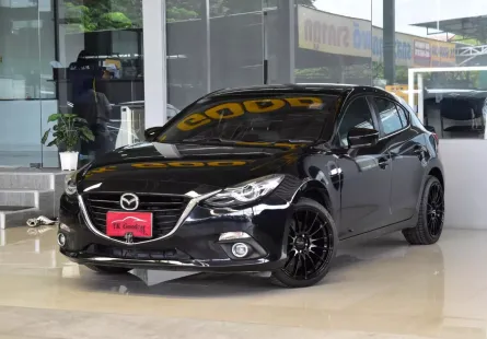 Mazda 3 2.0 SP Sports ปี 2016 รถบ้านมือเดียว ใช้น้อยมากเข้าศูนย์ตลอด สวยเดิม ไม่เคยติดแก๊ส ฟรีดาวน์