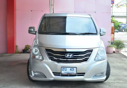 2014 Hyundai H-1 2.5 Deluxe รถบ้านมือเดียวออกห้าง เจ้าของดูแลรักษาอย่างดี ป้ายทะเบียนสวยให้เลย