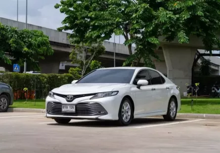 ขายรถ Toyota Camry  2.0 G ปี 2019