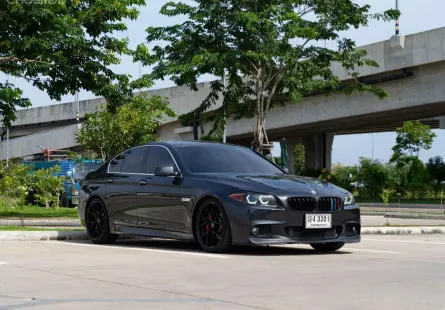 BMW 523i F10 ปี : 2011