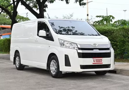 Toyota Hiace 2.8 ECO 2019 รถตู้เตี้ยลรรทุกโฉมล่าสุด มือเดียวเช็คศูนย์ตลอดทุกระยะ