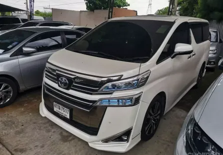 TOYOTA VELLFIRE 2.5 ปี 2018 -ผ่อนเริ่มต้น 32,***