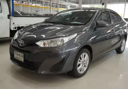 2017 Toyota Yaris Ativ 1.2 E รถเก๋ง 4 ประตู 