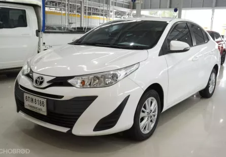 2018 Toyota Yaris Ativ 1.2 E รถเก๋ง 4 ประตู 