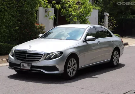 2017 Mercedes-Benz E220 2.0 d AMG Dynamic รถเก๋ง 4 ประตู 