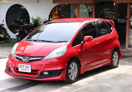 ขายรถ Honda JAZZ 1.5 V i-VTEC ปี2013 รถเก๋ง 5 ประตู 