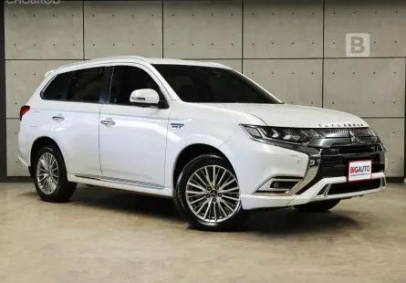 2021 Mitsubishi Outlander PHEV 2.4 GT Premium 4WD SUV AT ไมล์แท้ 5 หมื่น TOPสุด FULL OPTION P4147