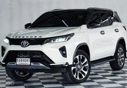 TOYOTA LEGENDER 2.4 V 2 WD เกียร์ออโต้ ปี 2021