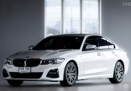 BSIเหลือยาวๆ 2022 BMW 320d 2.0 M Sport รถเก๋ง 4 ประตู ออกรถง่าย