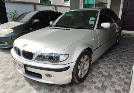 2002 BMW 318i 2.0 SE รถเก๋ง 4 ประตู 