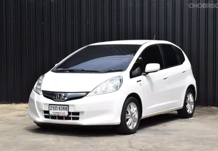 2013 Honda JAZZ 1.3 Hybrid รถเก๋ง 5 ประตู 