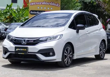 2019 Honda Jazz 1.5 RS คันนี้รถสวยสภาพเหมือนรถใหม่ ไม่แตกต่างป้ายแดง