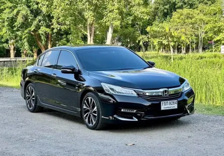 ขาย รถมือสอง 2018 Honda ACCORD 2.0 Hybrid TECH i-VTEC รถเก๋ง 4 ประตู 