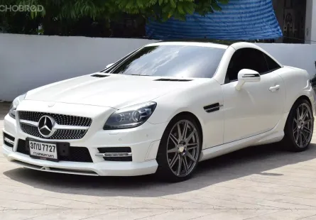 Mercedes Benz SLK 200 AMG R172 (แต่ง Carlsson แท้ ทั้งคัน) ปี 2012 สีขาวเบาะแดง เครื่องยนต์