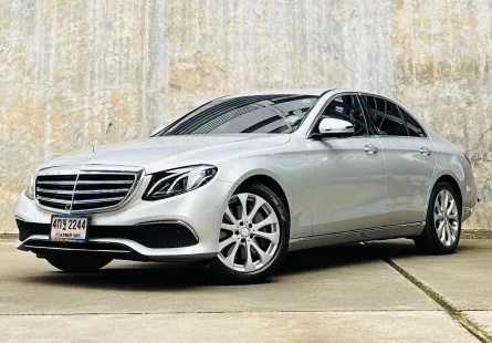 2017 Mercedes-Benz E220 2.0 d Exclusive รถเก๋ง 4 ประตู รถสวย ไมล์แท้ 