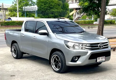 ขาย รถมือสอง 2017 Toyota Hilux Revo 2.4 E รถกระบะ4ประตู ฟรีดาวน์ ฟรีส่งรถทั่วไทย