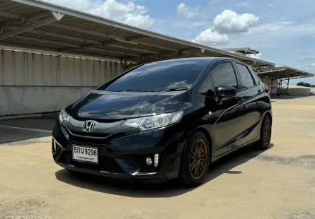 2015 Honda JAZZ 1.5 S i-VTEC รถเก๋ง 5 ประตู 