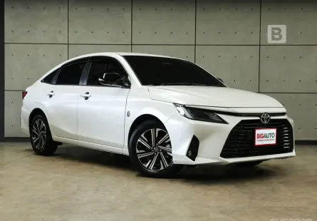 2023 Toyota Yaris Ativ 1.2 Premium Luxury Sedan AT ไมล์แท้ 2 พัน ยังมีการรับประกันจากTOYOTA P1195 