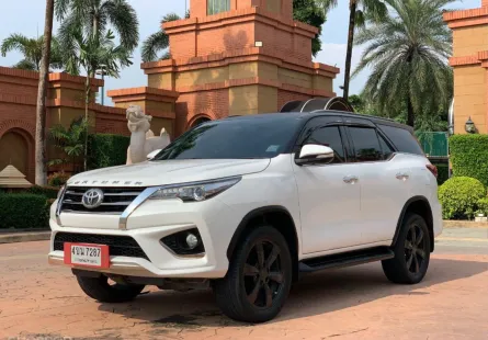 2017 TOYOTA FORTUNER 2.8 TRD SPORTIVO BLACK TOP