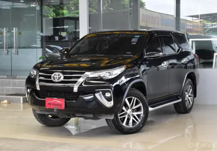 Toyota Fortuner 2.4 V ปี 2020 สวยสภาพป้ายแดง ไมล์น้อยเข้าศูนย์ตลอด รถบ้านมือเดียว ออกรถ0บาท