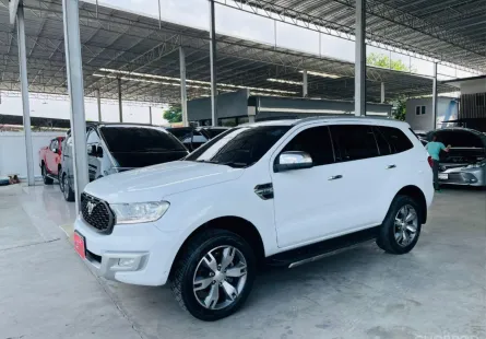 FORD EVEREST 2.2 TITANIUM PLUS 2017 รถบ้าน มือแรกออกห้าง ไมล์น้อย TOP สุด พร้อมใช้ รับประกันตัวถัง