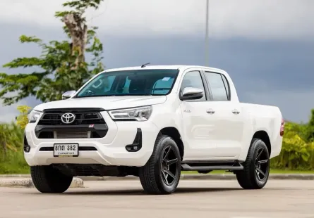 2019 Toyota Hilux Revo 2.4 Prerunner รถกระบะ ดาวน์ 0% รถสวย ไมล์น้อย มือเดียว 