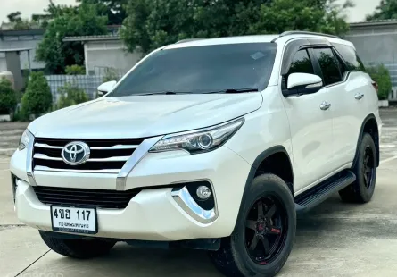 2016 Toyota Fortuner 2.4 V SUV ฟรีดาวน์  รถบ้านมือเดียว ไมล์น้อย 