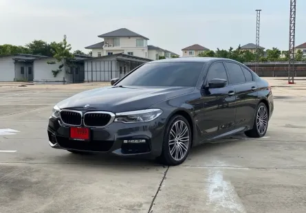 2019 BMW 530e 2.0 M Sport รถเก๋ง 4 ประตู รถบ้านมือเดียว  ไมล์น้อย เจ้าของขายเอง 