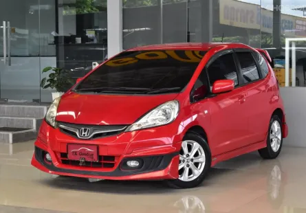 ผ่อน 4,282 รับประกันไมล์ 2013 Honda JAZZ 1.5 V VTEC รถเก๋ง 5 ประตู ไมล์