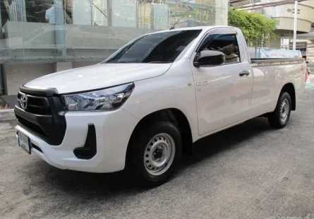 2022 Toyota Hilux Revo 2.8 รถกระบะ ฟรีดาวน์