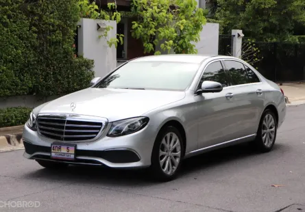 2018 Mercedes-Benz E220 2.0 d Exclusive รถเก๋ง 4 ประตู 